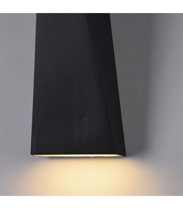 Integrated LED Wall Lamp Black, IP54