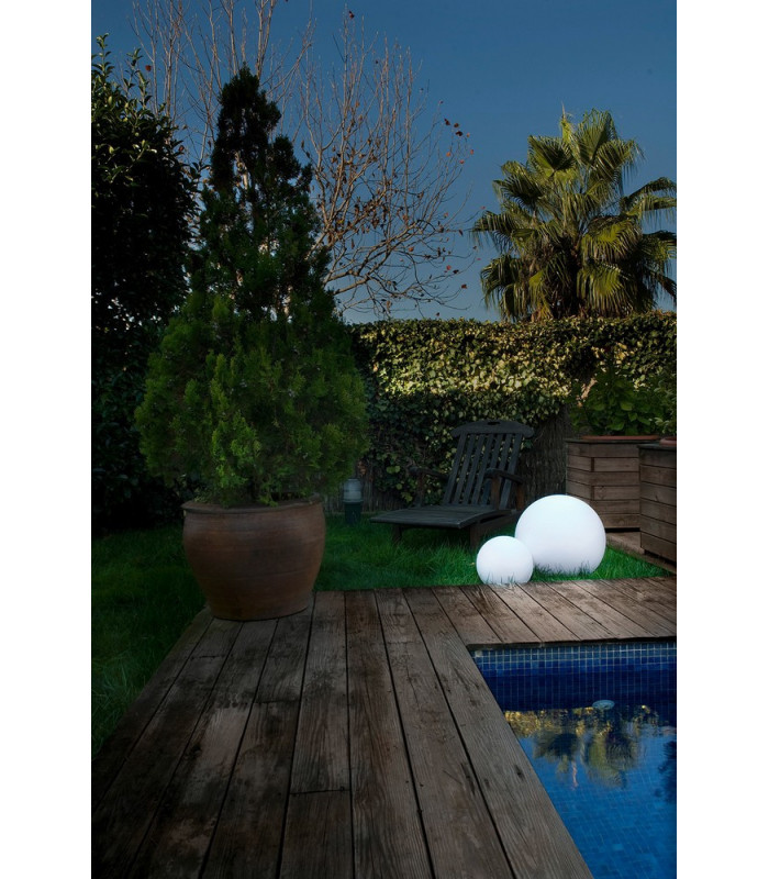 1 Light Medium Outdoor Lamp Matt White IP44, E27