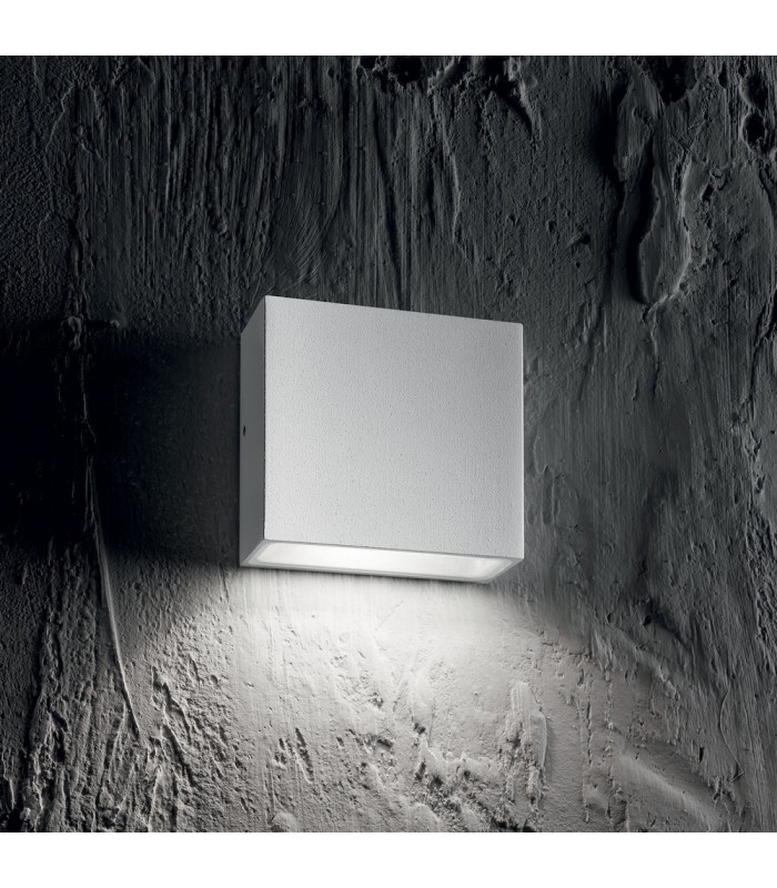 1 Light Outdoor Wall Light White IP44, G9