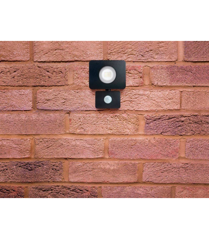 LED Floodlight 20W 4000K 1800lm PIR Sensor  Matt Black  IP64