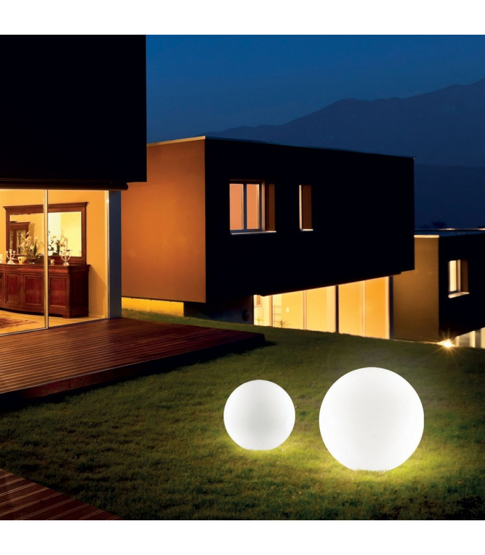1 Light Outdoor Ground Light White